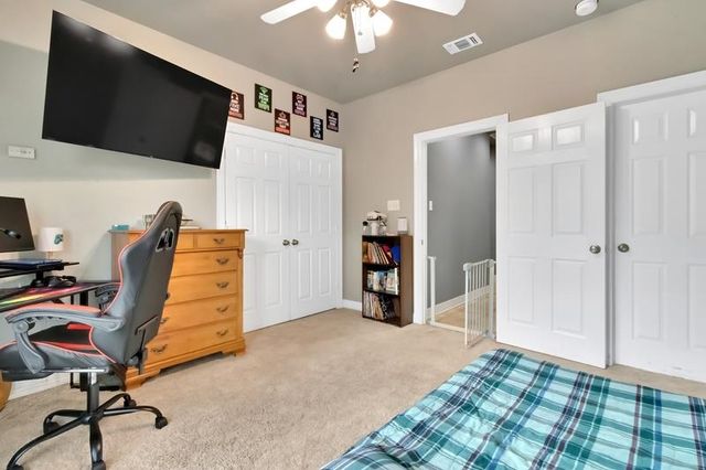 209 Travis Peak Trl, White Oak, TX 75693