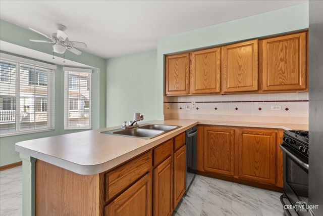 3138 Cambria Court, Aurora, IL 60503