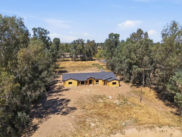 6266 W Mckinley Avenue, Fresno, CA 93723