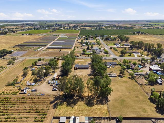 6266 W Mckinley Avenue, Fresno, CA 93723