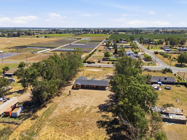 6266 W Mckinley Avenue, Fresno, CA 93723