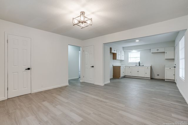 7126 Westbriar, San Antonio, TX 78227