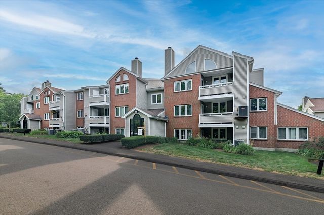 30 Chapman 203, Weymouth, MA 02189