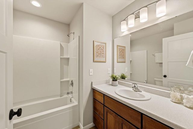 5955 Vintage Birch Way, Mcfarland, WI 53558