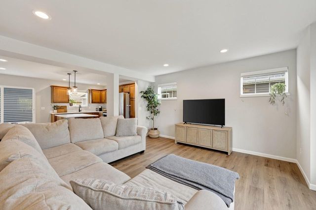 5955 Vintage Birch Way, Mcfarland, WI 53558
