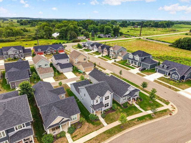 5955 Vintage Birch Way, Mcfarland, WI 53558