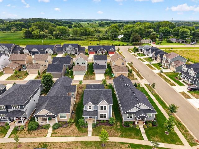 5955 Vintage Birch Way, Mcfarland, WI 53558
