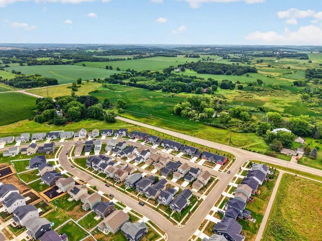 5955 Vintage Birch Way, Mcfarland, WI 53558