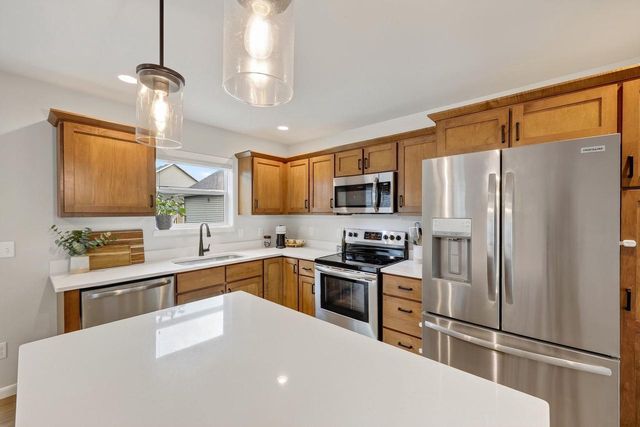 5955 Vintage Birch Way, Mcfarland, WI 53558