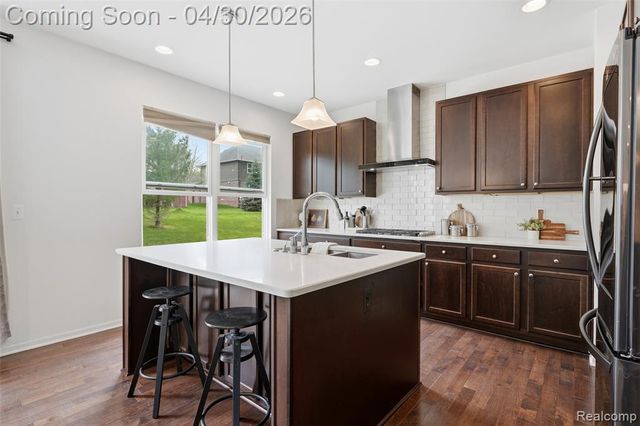 236 Cuyahoga Court, South Lyon, MI 48178