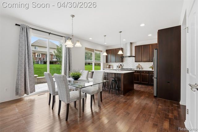 236 Cuyahoga Court, South Lyon, MI 48178