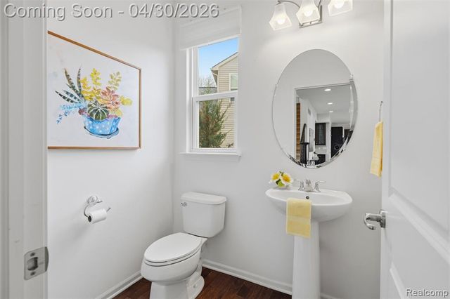 236 Cuyahoga Court, South Lyon, MI 48178