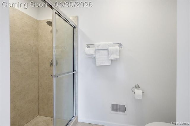 236 Cuyahoga Court, South Lyon, MI 48178