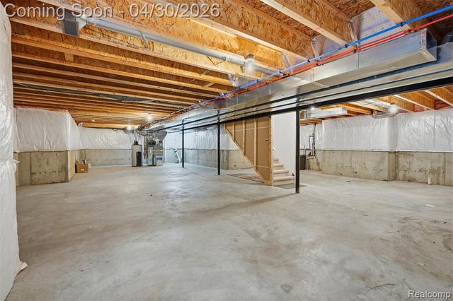 236 Cuyahoga Court, South Lyon, MI 48178