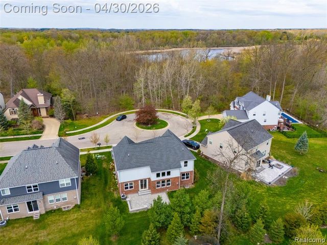 236 Cuyahoga Court, South Lyon, MI 48178