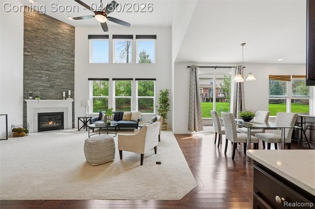 236 Cuyahoga Court, South Lyon, MI 48178