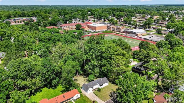 8819 May Avenue, Jennings, MO 63136