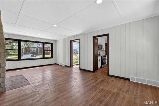 8819 May Avenue, Jennings, MO 63136
