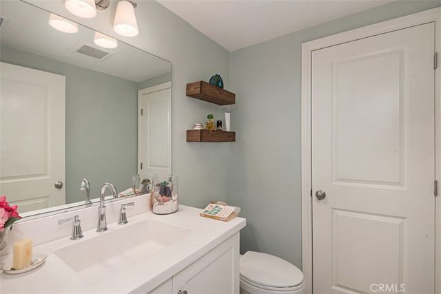 274 Rodeo, Irvine, CA 92602