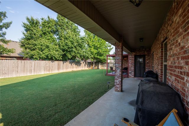 1041 Harvest Street, Centerton, AR 72719