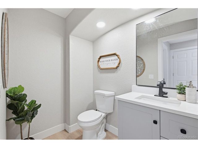 20375 E 49th Ave, Denver, CO 80249