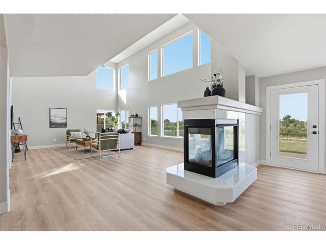 20375 E 49th Ave, Denver, CO 80249