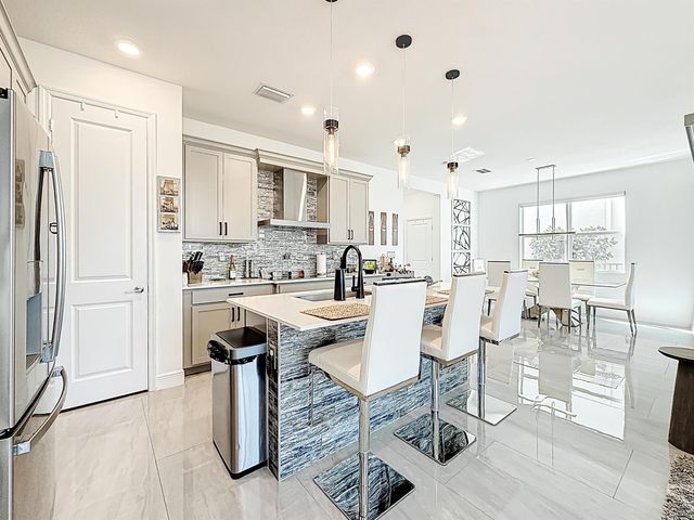 4201 Pelicano Way, Deerfield Beach, FL 33064