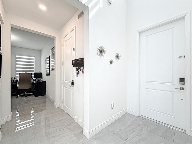 4201 Pelicano Way, Deerfield Beach, FL 33064
