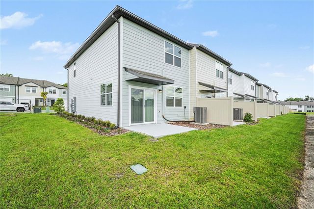 11890 SYLVIA STREET, Dade City, FL 33525