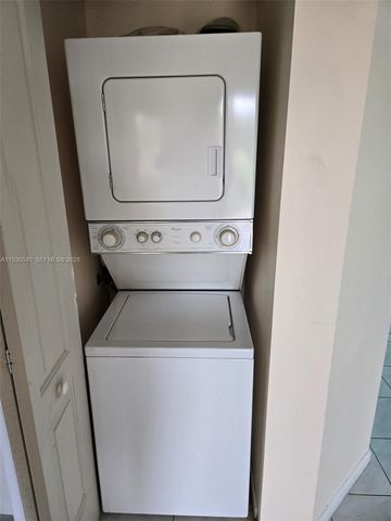 13355 SW 16th Ct 406E, Pembroke Pines, FL 33027