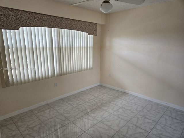 13355 SW 16th Ct 406E, Pembroke Pines, FL 33027