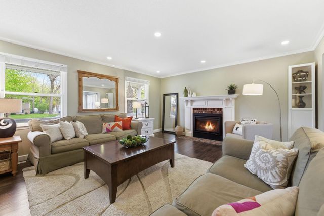 8390 Sunnyside Road, Mounds View, MN 55112