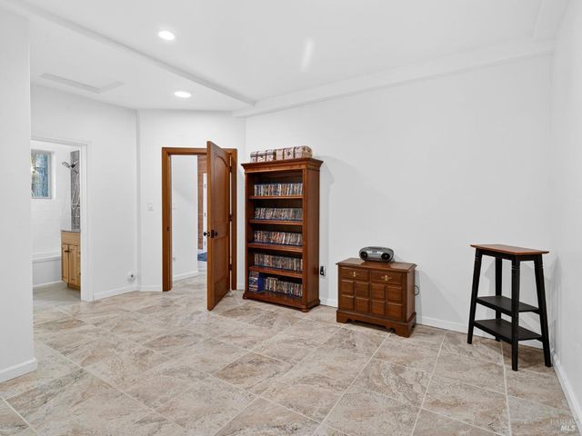 19400 Dorffi Rd, Fort Bragg, CA 95437