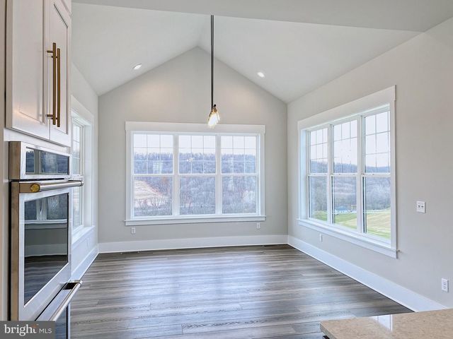 76 LONG LN, Kirkwood, PA 17536