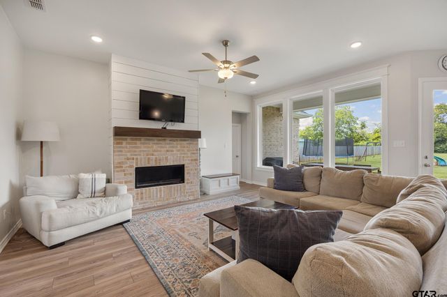 7934 Freestone Dr., Bullard, TX 75757