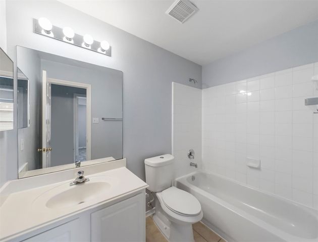 16530 Cairngrove Lane, Houston, TX 77084