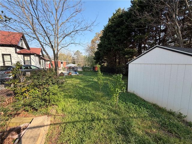 41 W Campbellton Street, Fairburn, GA 30213