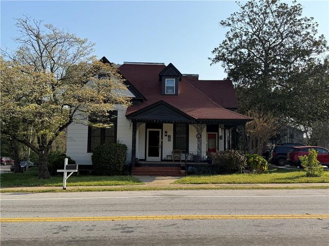 41 W Campbellton Street, Fairburn, GA 30213