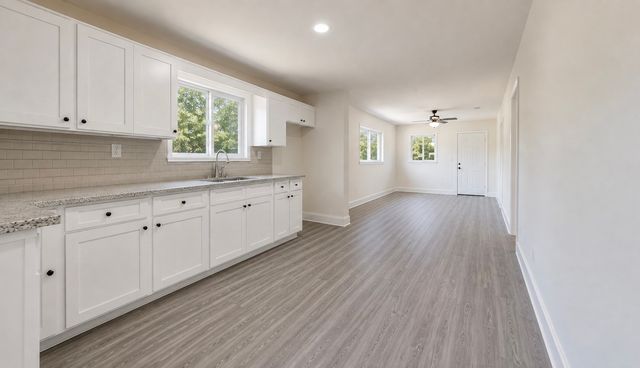 7061 Base Street, Azle, TX 76020