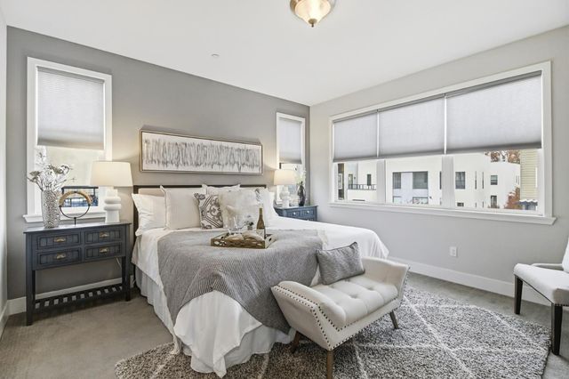 1019 Ice Cream Ln, Sacramento, CA 95814