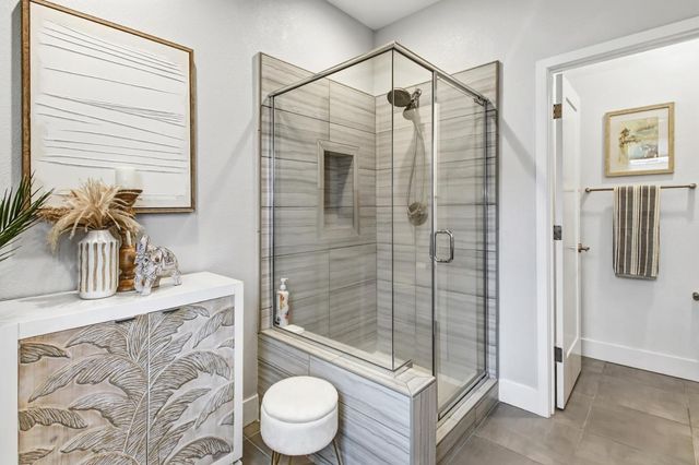 1019 Ice Cream Ln, Sacramento, CA 95814