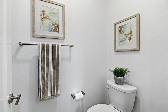 1019 Ice Cream Ln, Sacramento, CA 95814