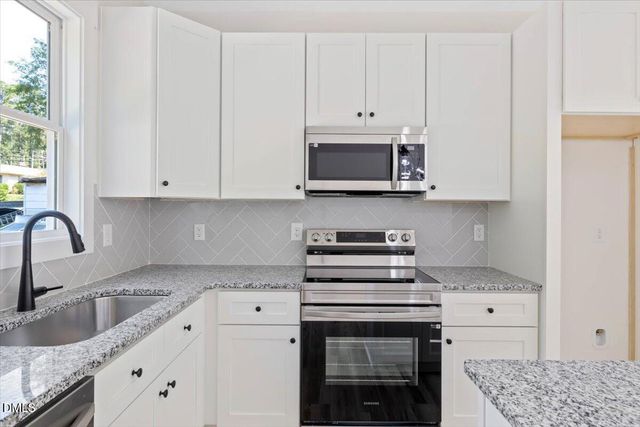 236 Natchez Trace, Fuquay Varina, NC 27526
