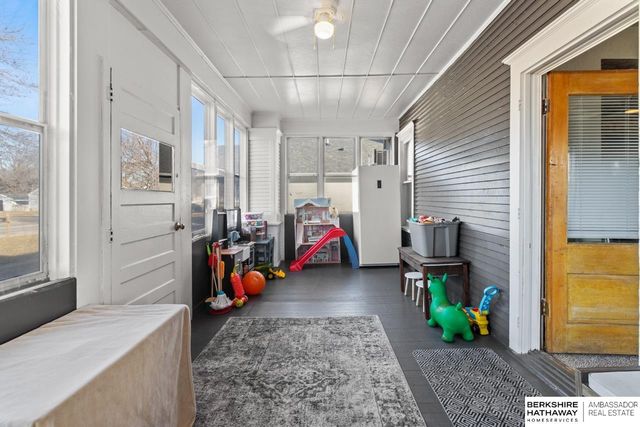 915 W Military Avenue, Fremont, NE 68025