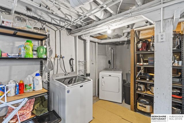 915 W Military Avenue, Fremont, NE 68025