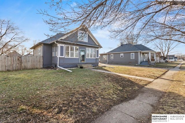 915 W Military Avenue, Fremont, NE 68025