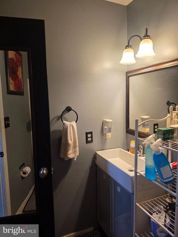 6606 SPRING MILL CIR, Baltimore, MD 21207