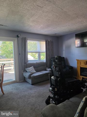 6606 SPRING MILL CIR, Baltimore, MD 21207