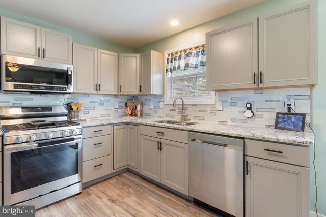 680 GRANT DR, Gettysburg, PA 17325