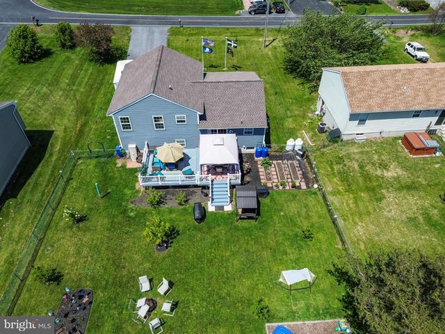 680 GRANT DR, Gettysburg, PA 17325